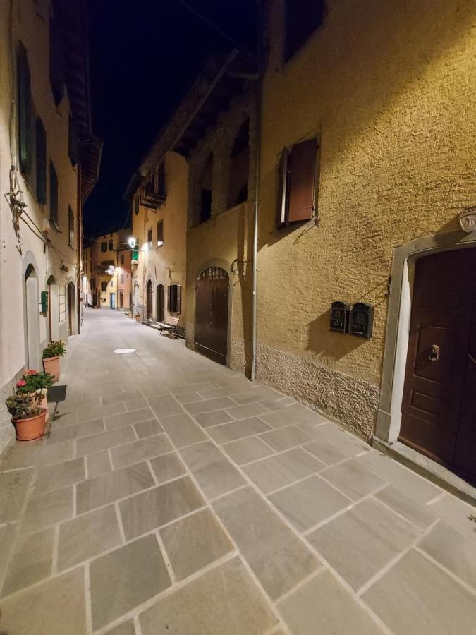 Casa Lorenzo - Nel Centro Storico Di Fiumalbo Apartment Exterior foto